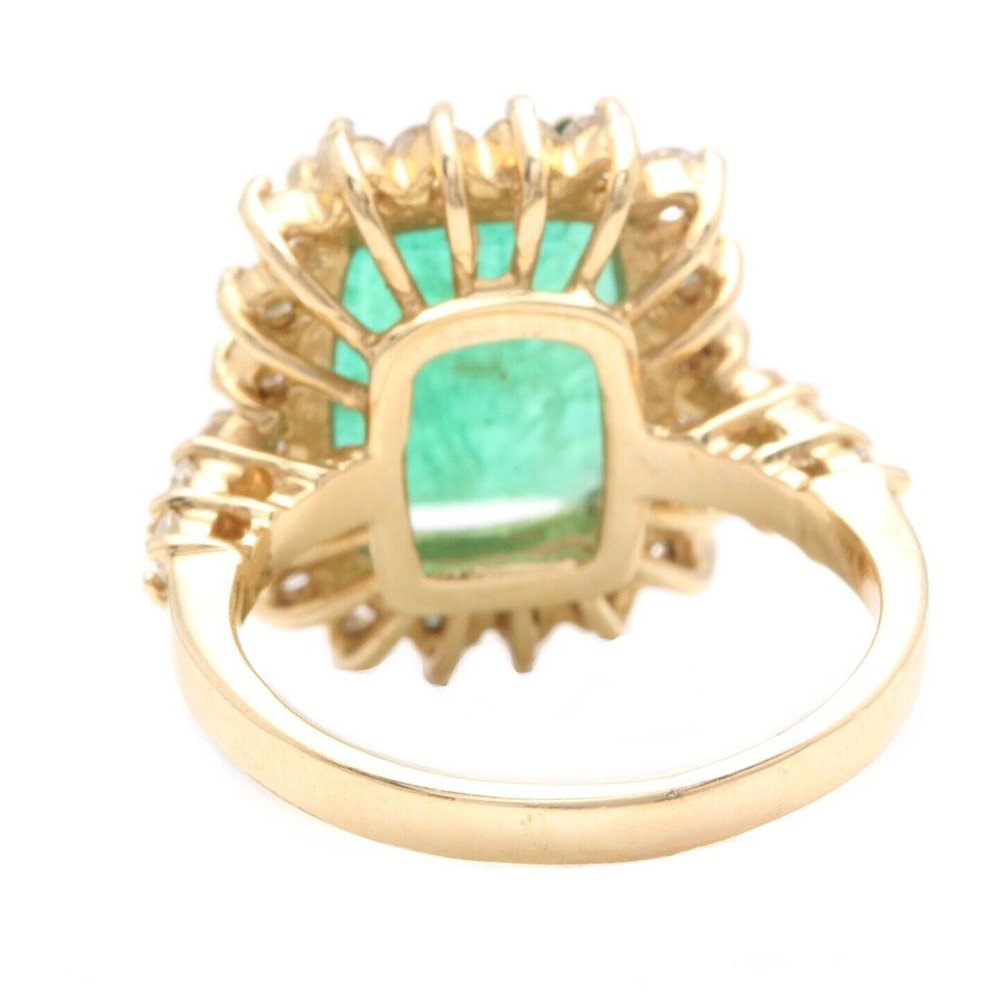 4.90 Carats Natural Emerald and Diamond 14K Solid Yellow Gold Ring - Picture 4 of 9